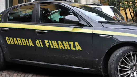 Sequestrati oltre un milione di euro a una società farmaceutica