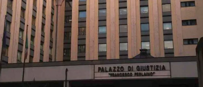 San Nicola Arcella, confermata la misura cautelare al sindaco Mele (ma cade un'accusa)