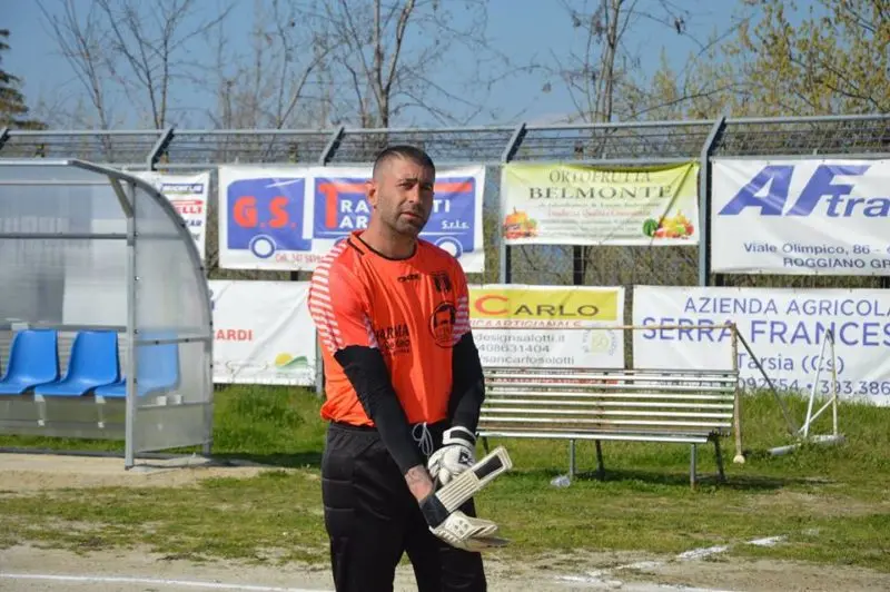 Cassano Sybaris, presi in due: l'attaccante Tommasi ed il portiere Simari