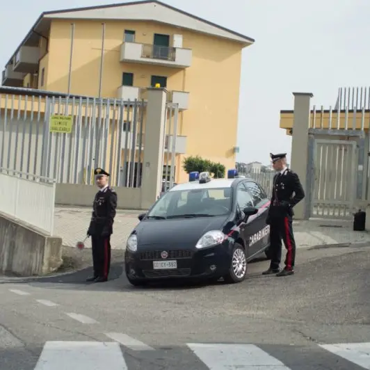 Brucia l'auto all'ex compagna, arrestato 42enne di Cassano all'Jonio