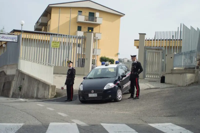 Brucia l'auto all'ex compagna, arrestato 42enne di Cassano all'Jonio