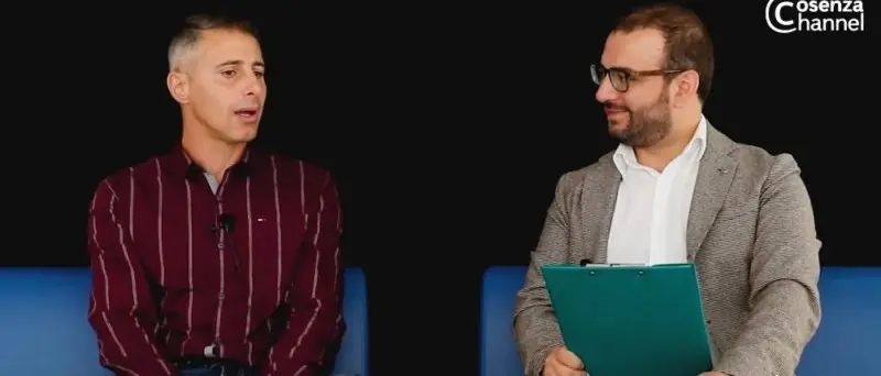 Dalla strada ai social, come cambia il calcio. Nello Parisi a Cosenza Channel Interview