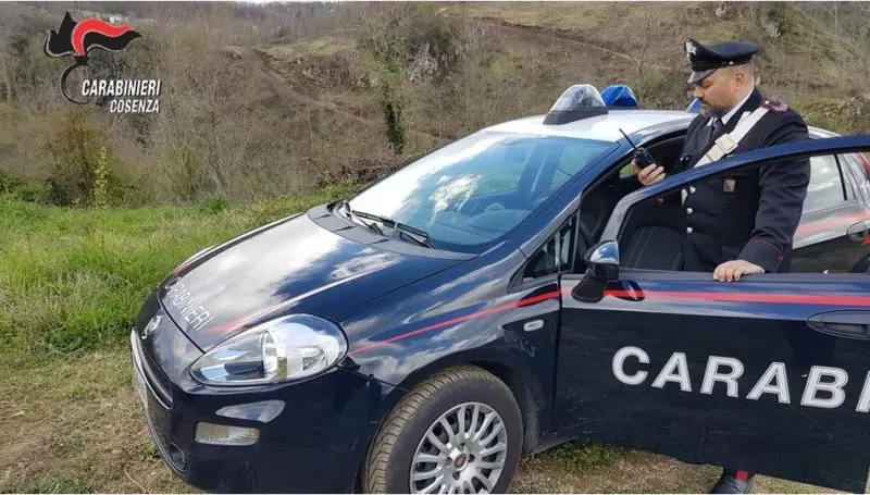 \"Codice rosso\" a Cosenza, divieto di dimora per un 41enne: ecco le accuse