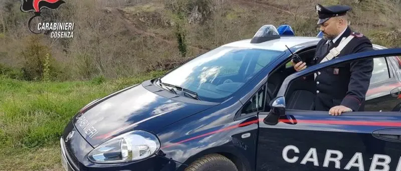 \"Codice rosso\" a Cosenza, divieto di dimora per un 41enne: ecco le accuse