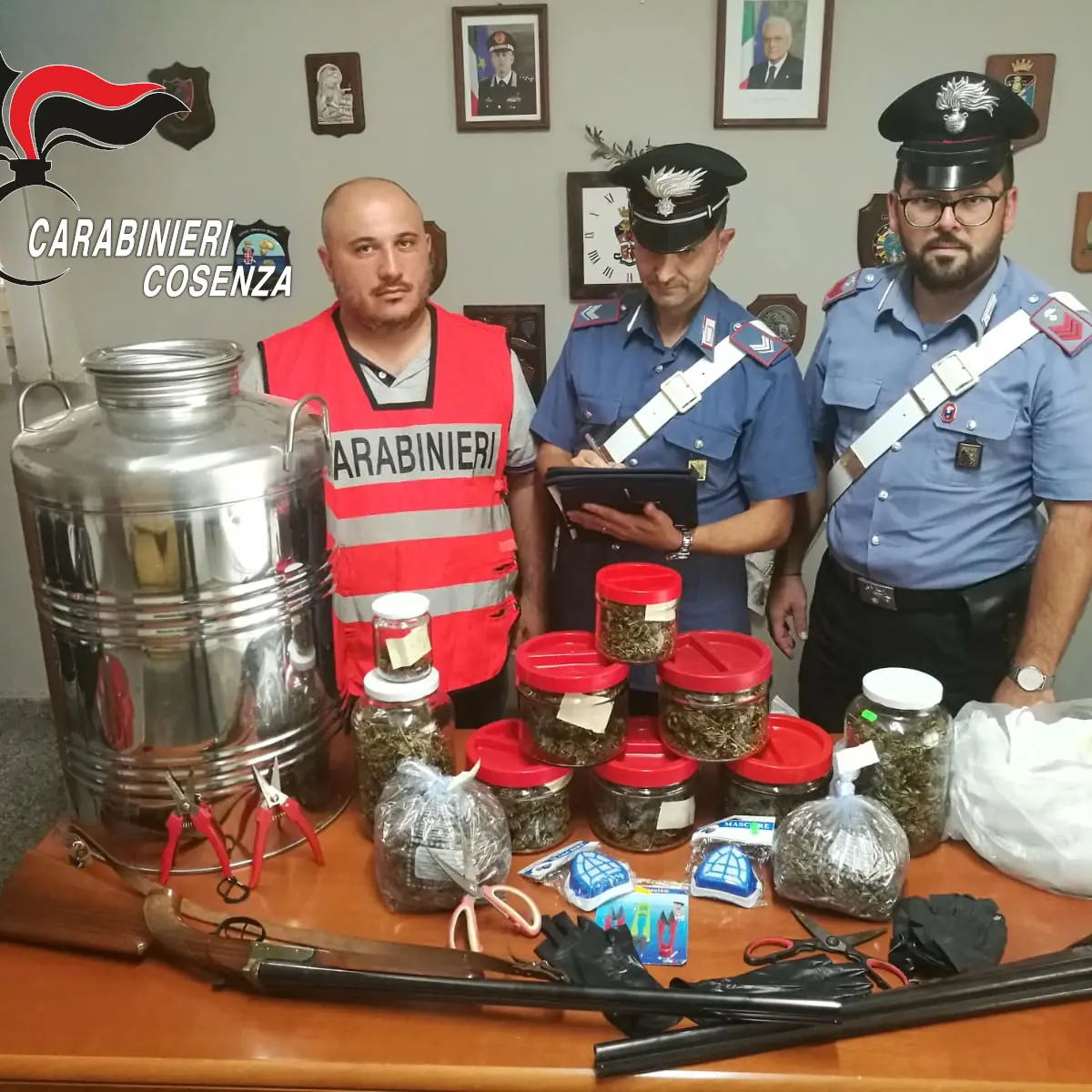 Belvedere Marittimo, incensurato deteneva oltre un chilo di marijuana