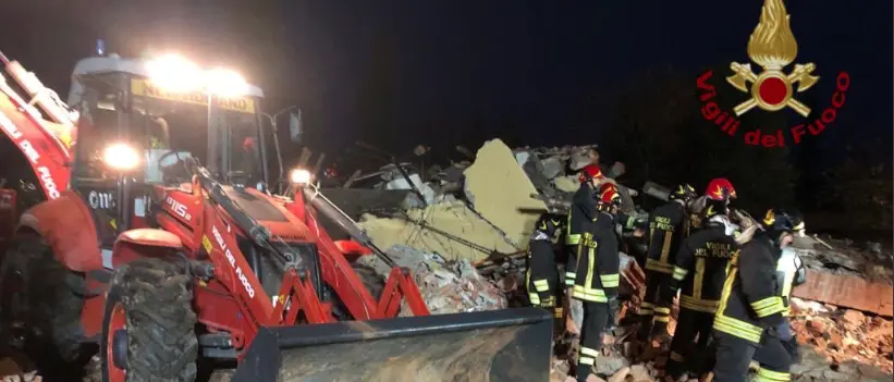 Esplosione nell'Alessandrino, muore pompiere di Reggio Calabria