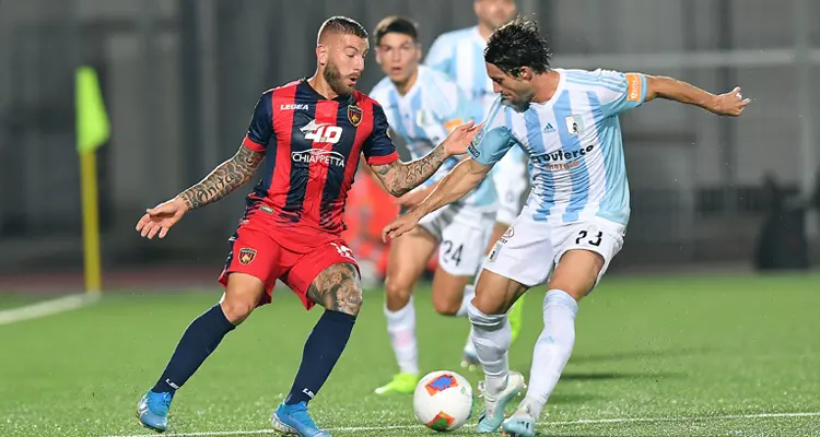 Coronavirus, sì ai match a porte chiuse per la Serie A. Per la B, invece...