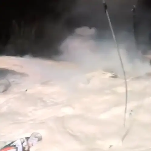 Incendio a Cosenza, l'intervento dei vigili del fuoco