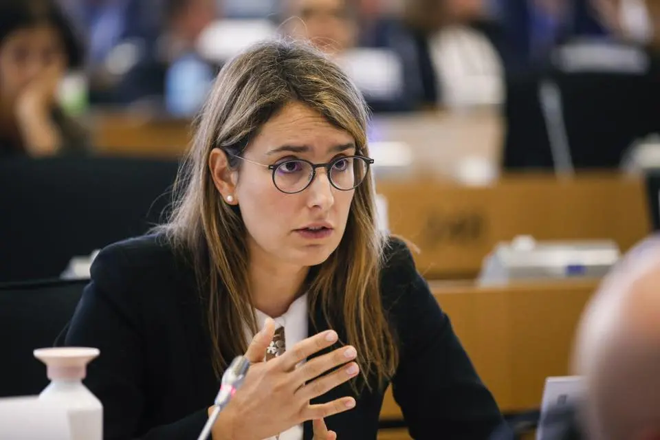 Facciamo EcoScuola: 8 istituti calabresi finanziati con le restituzioni dei portavoce M5S