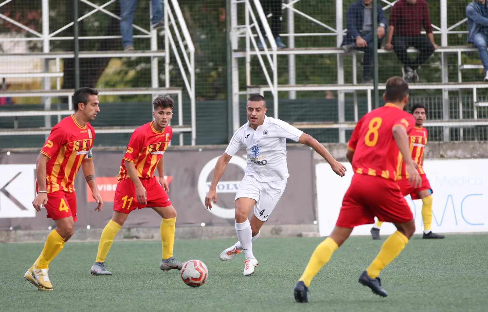 Morrone sorpresa a domicilio. Il Cotronei vince e ringrazia (0-1)