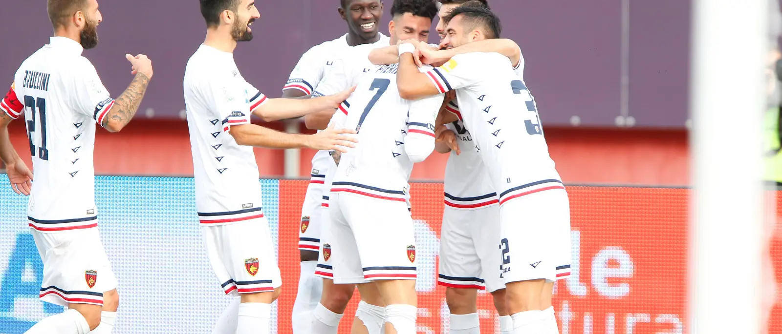 Il Cosenza si fa rimontare dal Trapani. Occasione persa per spiccare il volo