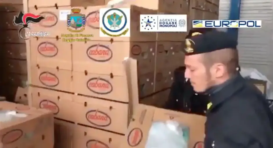 Tonnellata di cocaina sequestrata nel porto di Gioia Tauro