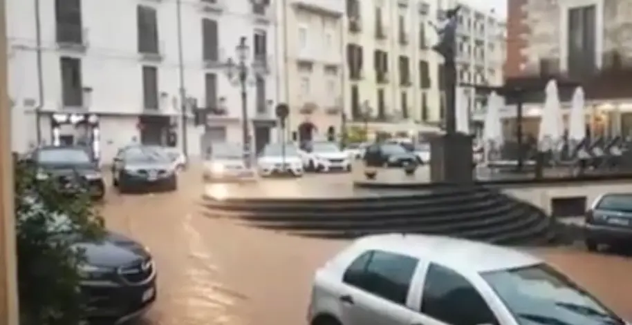 Maltempo in Calabria, allagate Reggio Calabria e Lamezia Terme