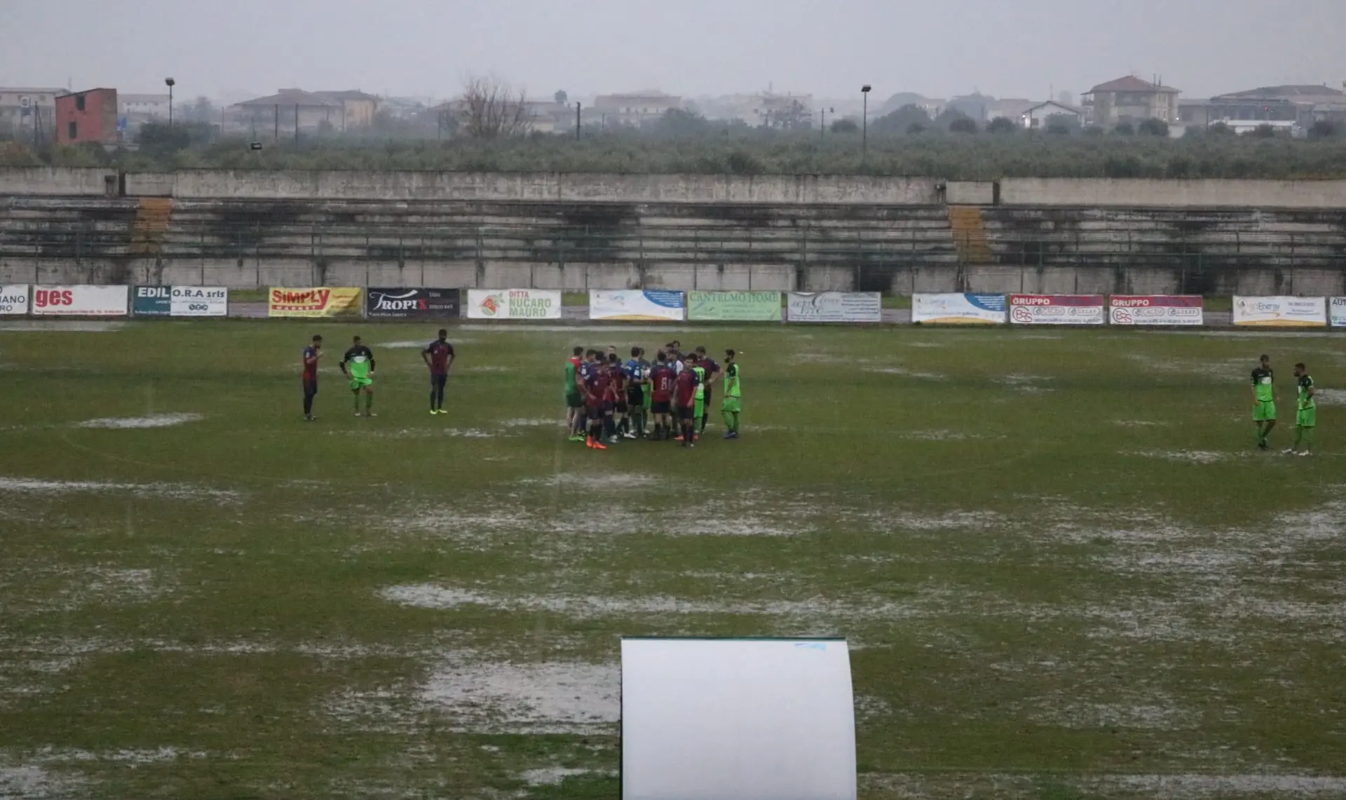 A Corigliano vince il maltempo. Con il Troina sospesa ad inizio ripresa