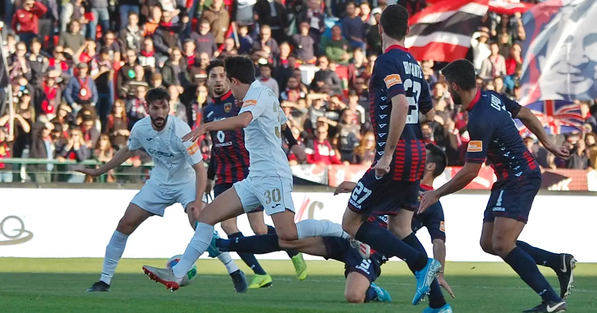 Cosenza-Pordenone (1-2): il tabellino del match giocato al Marulla