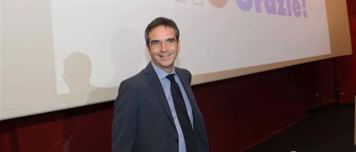 Forza Italia, capogruppo alla Camera e candidato alla Regionali: Berlusconi \"incorona\" Roberto Occhiuto