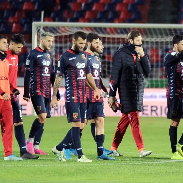 Cosenza, mai così male in Serie B negli anni delle altre retrocessioni