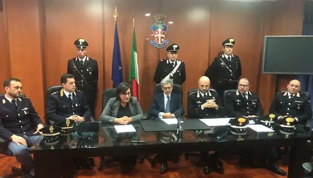 Truffe online, arrestate quattro persone di Bisignano: i nomi