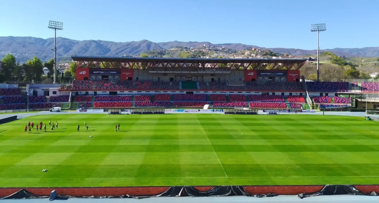 Coronavirus, rinviate Juve-Inter e 4 gare di A. Nessun cenno alla Serie B