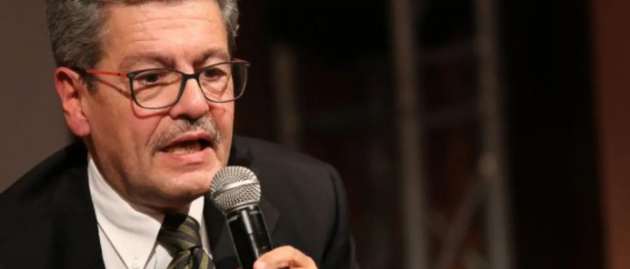 Spagnuolo: «Carenze igienico-sanitarie all'Annunziata». Indagati anche 5 dirigenti dell'Ao di Cosenza | VIDEO