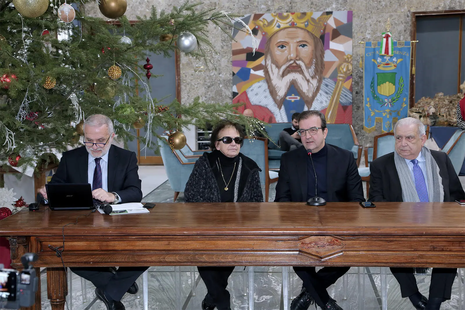 Cosenza, Mario Occhiuto: «Cambierò la Giunta dopo le regionali»