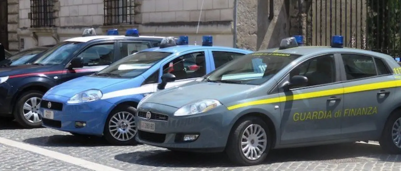 Estorsioni mafiose a Cosenza, 11 condanne e 4 assoluzioni in Appello | NOMI