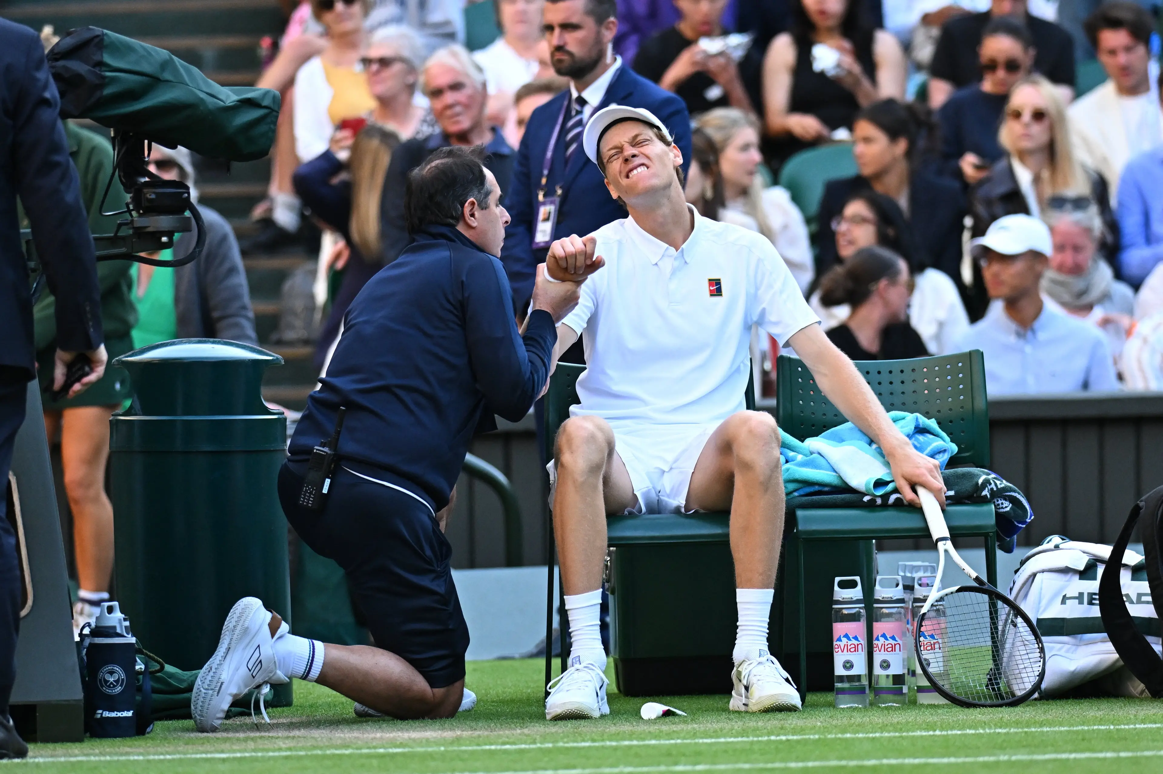 Tennis, Sinner annulla l'allenamento di oggi: a rischio i quarti con Shelton
