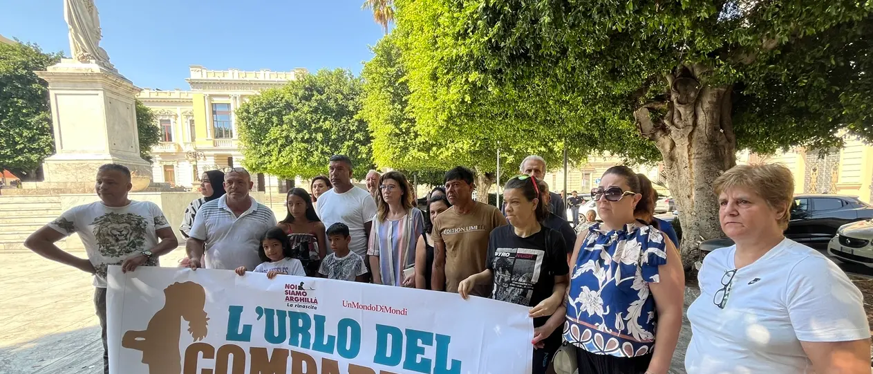 Reggio, “Un mondo di mondi” e “Noi siamo Arghillà”: «Per le famiglie del comparto 6 serve un approccio abitativo. Una casa a chi ha diritto»\n