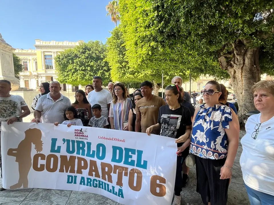 Reggio, “Un mondo di mondi” e “Noi siamo Arghillà”: «Per le famiglie del comparto 6 serve un approccio abitativo. Una casa a chi ha diritto»