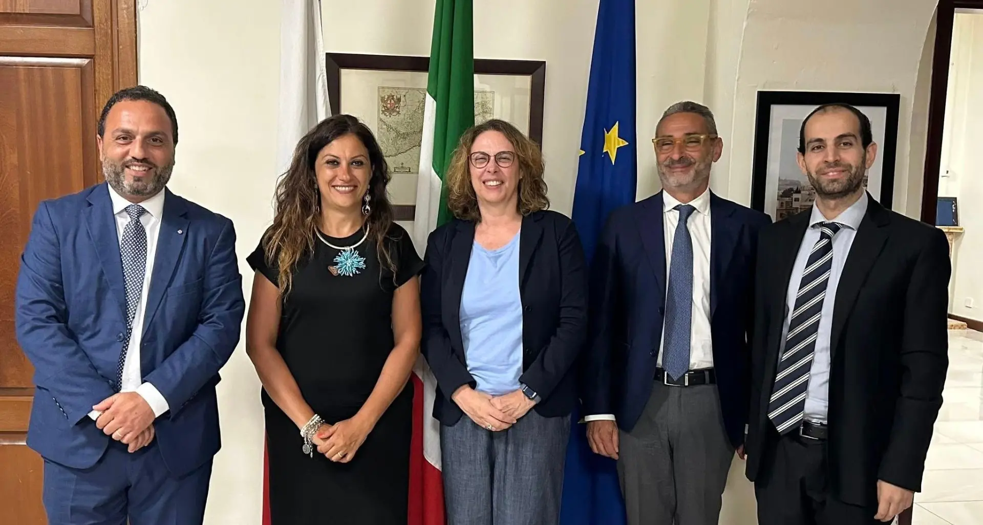 La Provincia di Cosenza ha un buco da 89 milioni ma Succurro continua a viaggiare in giro per il mondo «per promuovere la Sila»\n