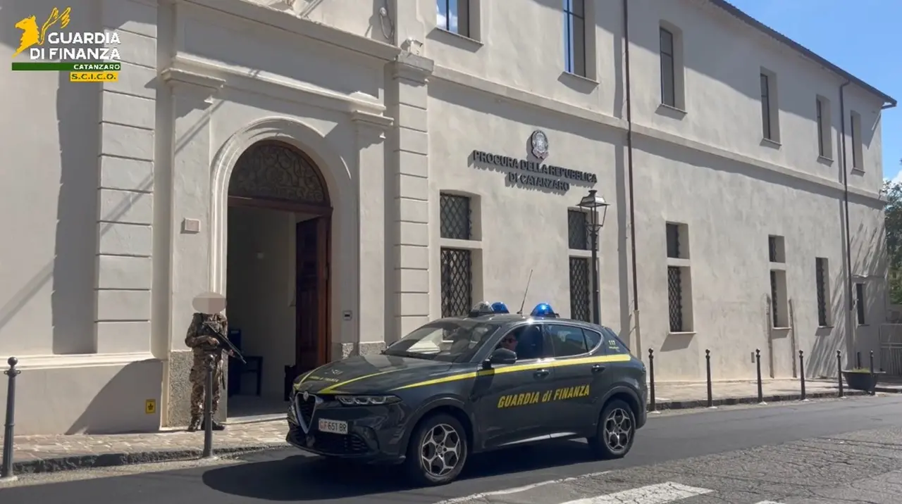 Sequestro beni da 4 milioni a clan Arena