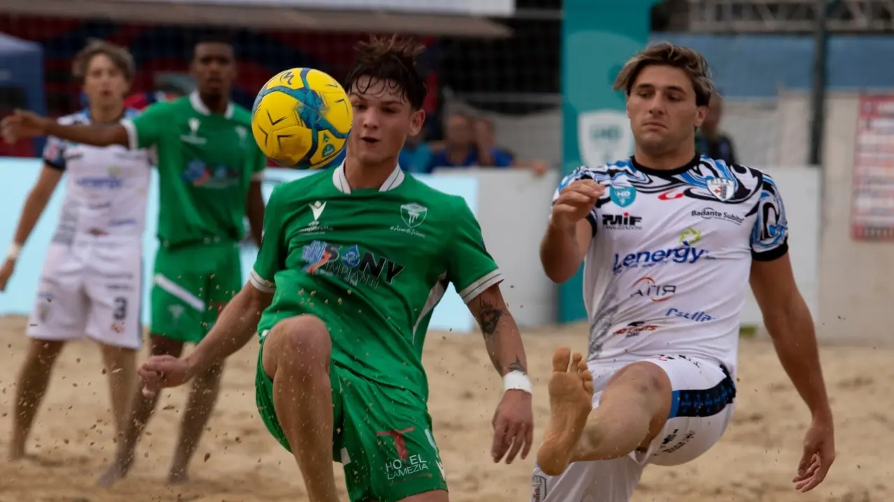 Coppa Italia beach soccer: l’Under 20 dell’Icierre Lamezia aumenta il suo rodaggio in vista del futuro\n