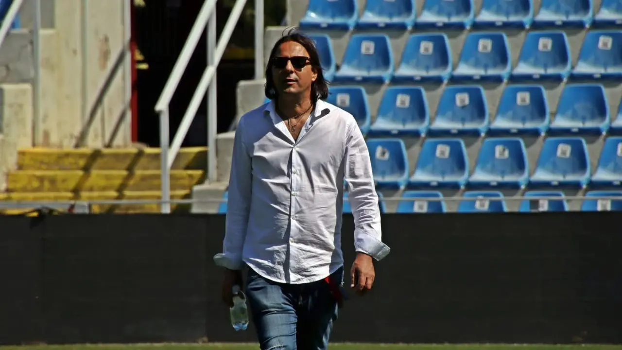 Dilettanti, l'AEK Crotone cede il titolo all'Union Kroton. Il presidente Bossi: «Chiudiamo una fase significativa della nostra storia»\n