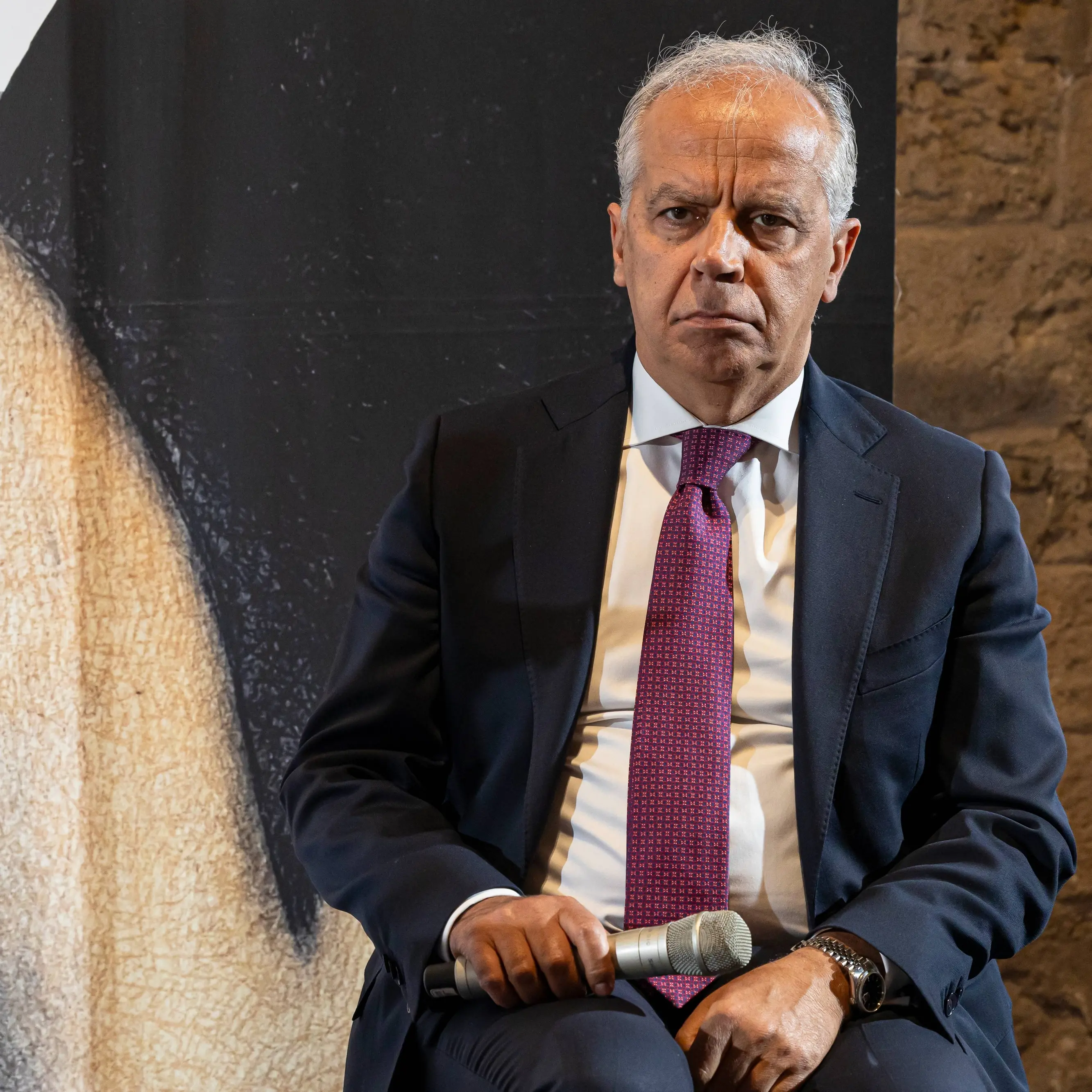 Il contrappasso di Piantedosi: l’amaro respingimento da Bengasi perché «persona non gradita»\n