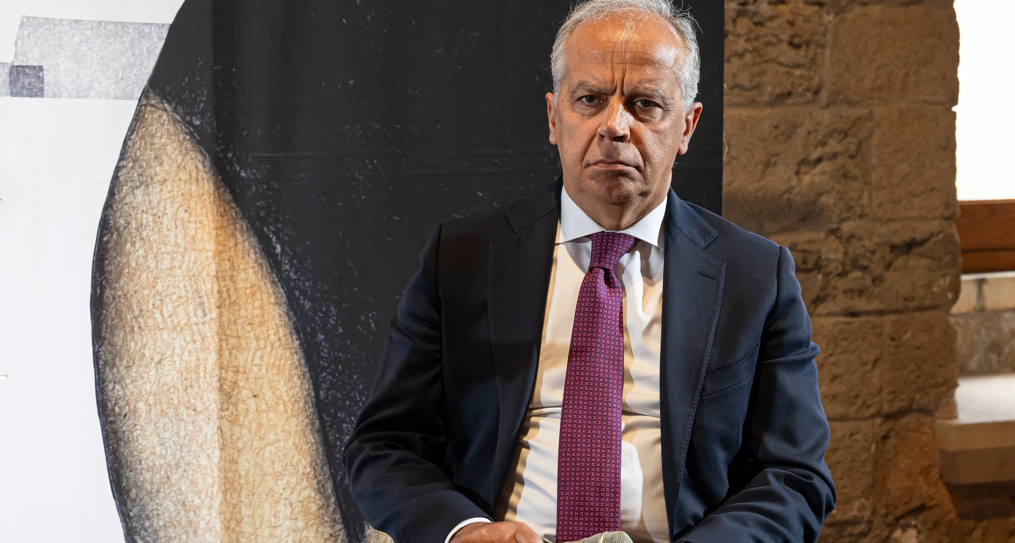 Il contrappasso di Piantedosi: l’amaro respingimento da Bengasi perché «persona non gradita»\n