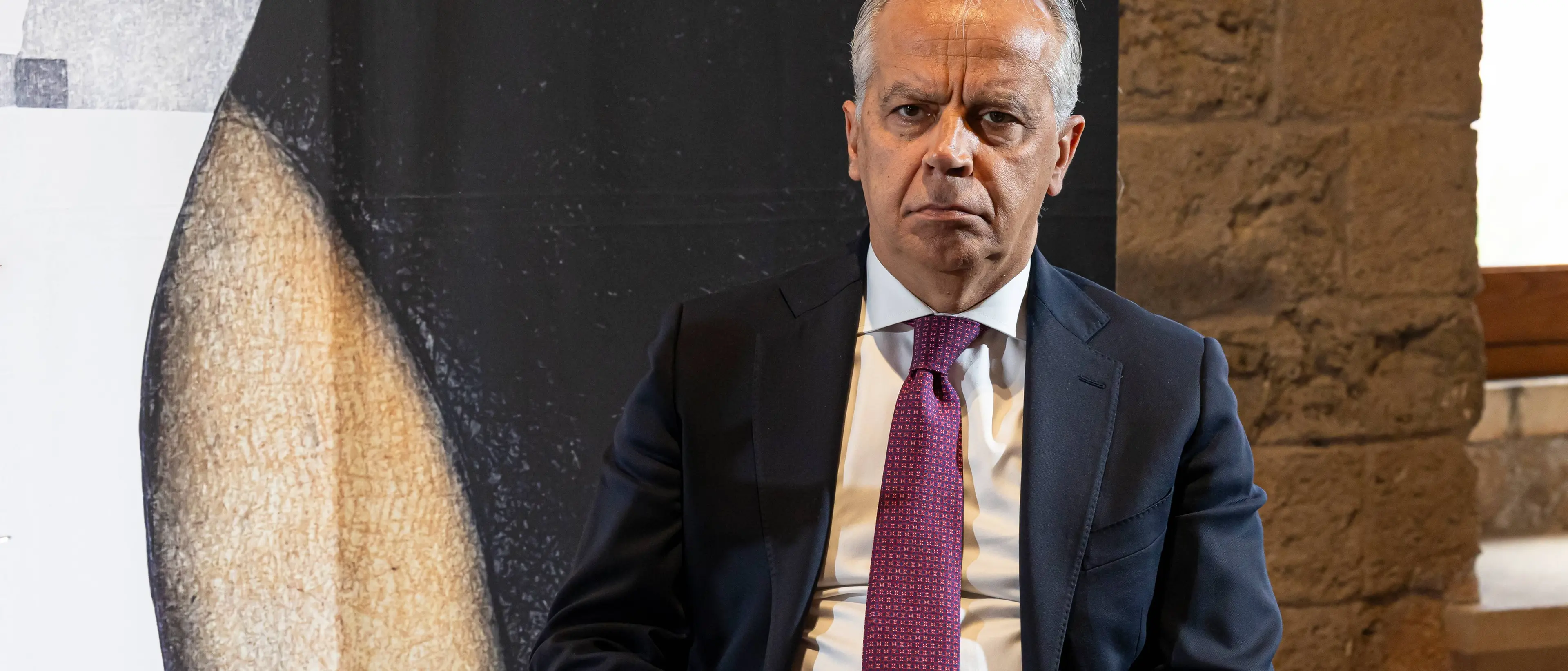 Il contrappasso di Piantedosi: l’amaro respingimento da Bengasi perché «persona non gradita»\n