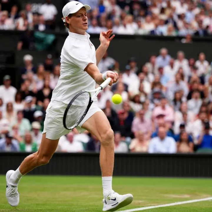 Tennis, Sinner batte Shelton e conquista la semifinale a Wimbledon\u00A0\n