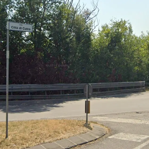 Reggio Emilia, l’ex prefetto:\u00A0«Cancelliamo Viale Cutro, evoca la ‘ndrangheta». E il sindaco Ceraso si indigna\n