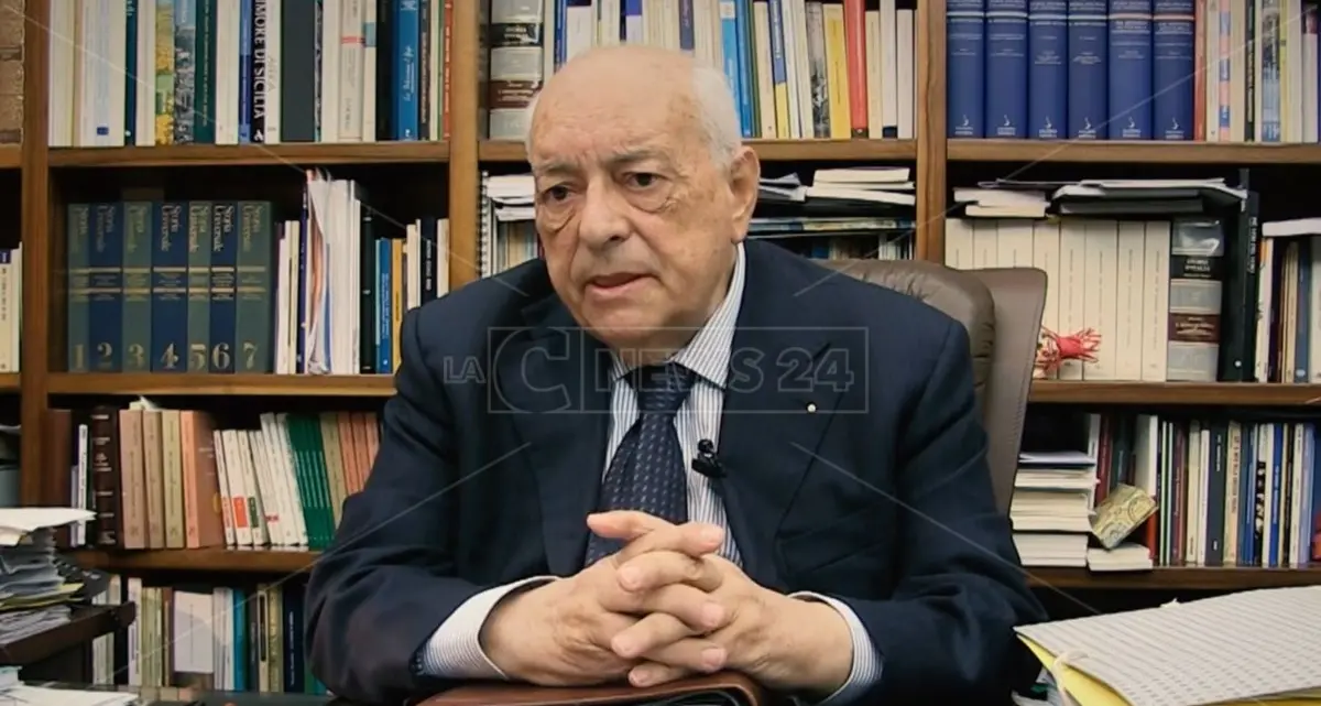 Assoluzione definitiva per l’avvocato Armando Veneto, era accusato di concorso esterno e corruzione\n