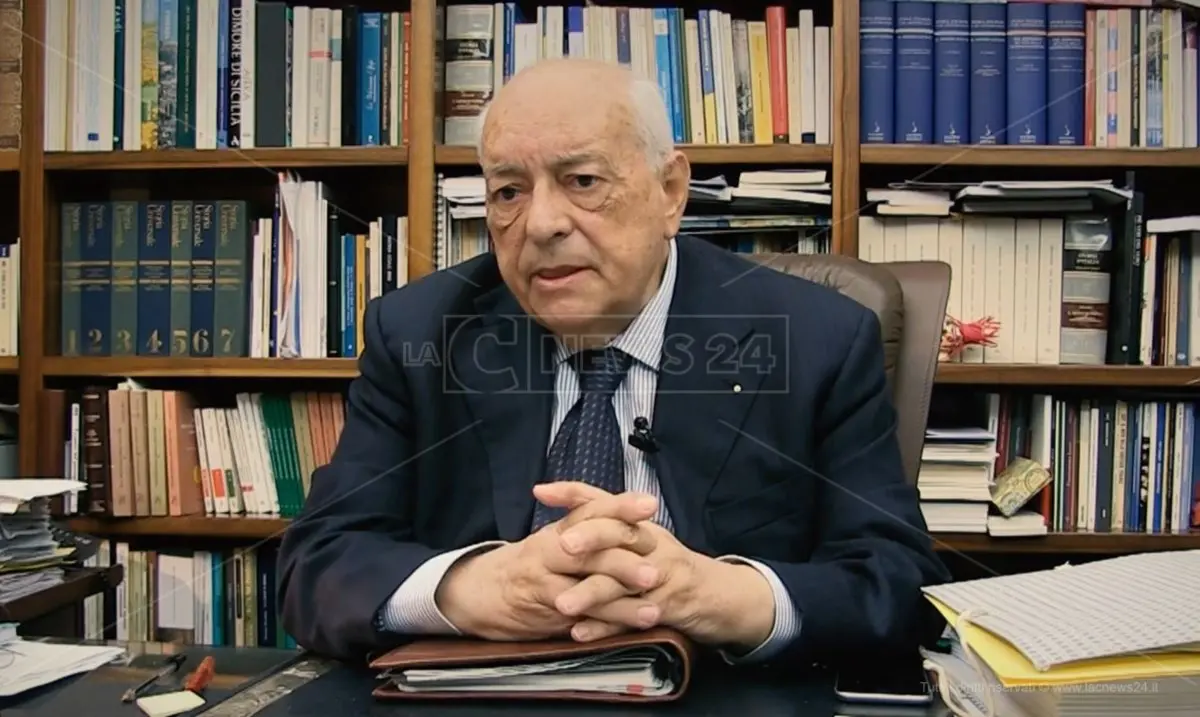 Assoluzione definitiva per l’avvocato Armando Veneto, era accusato di concorso esterno e corruzione\n