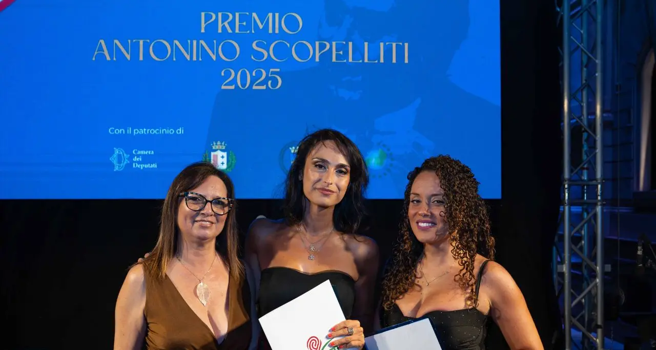 Premio Antonino Scopelliti: tra premi, musica e memoria, un messaggio\nforte di giustizia e speranza\n