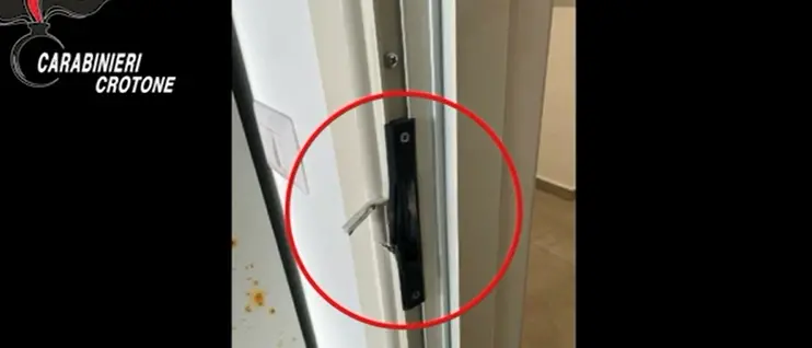 Cirò, avrebbe rubato farmaci oncologici all’Asp per un valore di oltre 700mila euro: arrestato\n