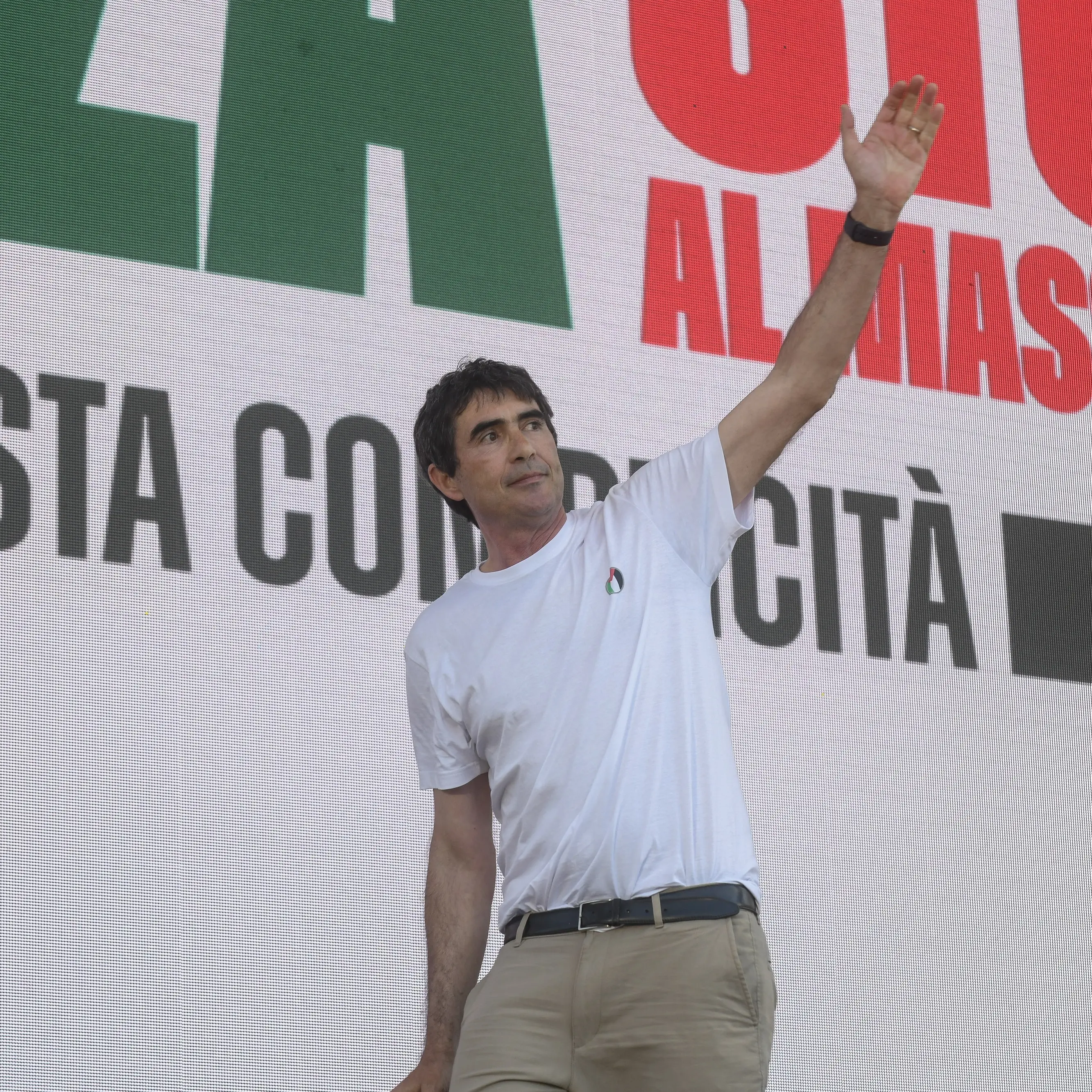 Fratoianni in Calabria, lunedì sarà a Lamezia per presentare i nuovi ingressi in Sinistra italiana