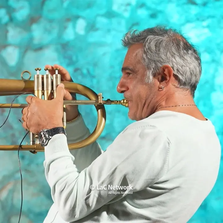La tromba di Paolo Fresu illumina la notte di Cerisano. E al Festival stasera arriva Irene Grandi