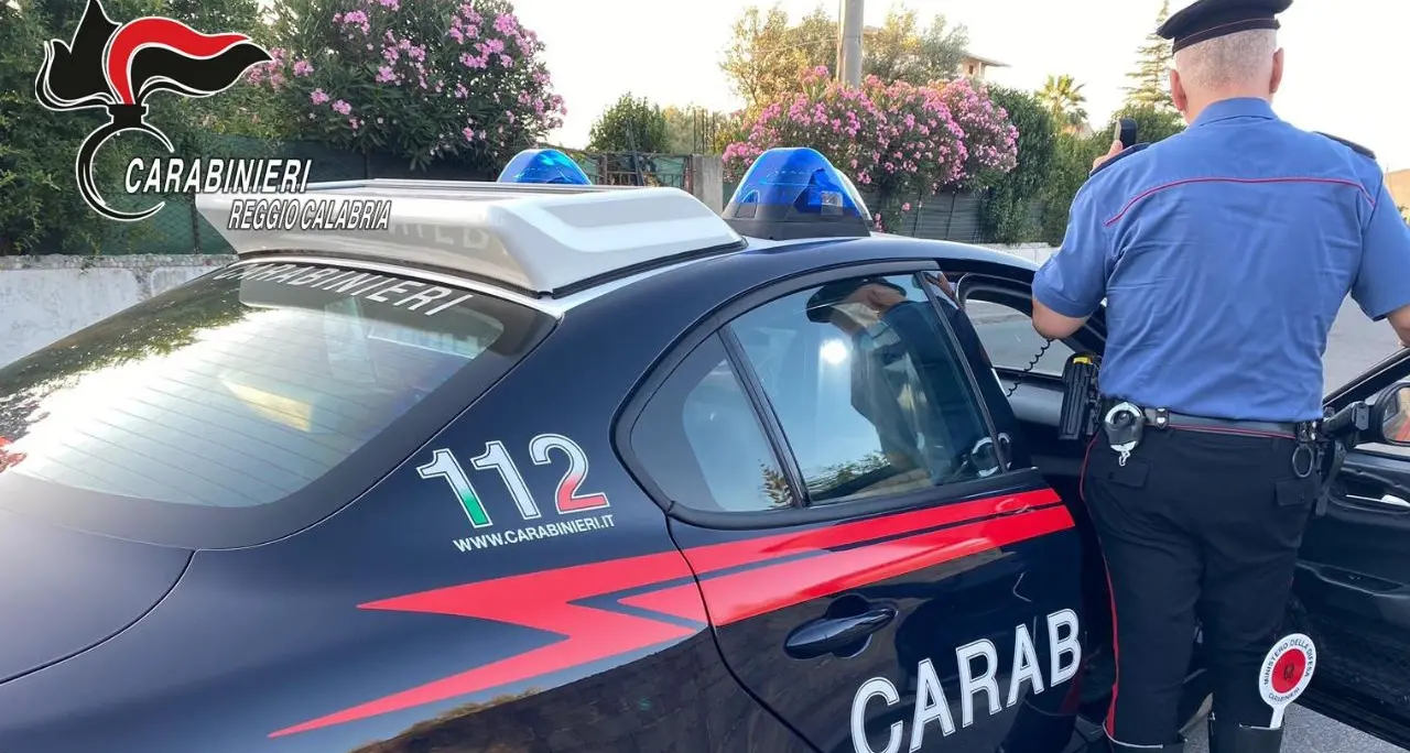 Taurinova, beccato con cocaina in auto: arrestato dai carabinieri\n