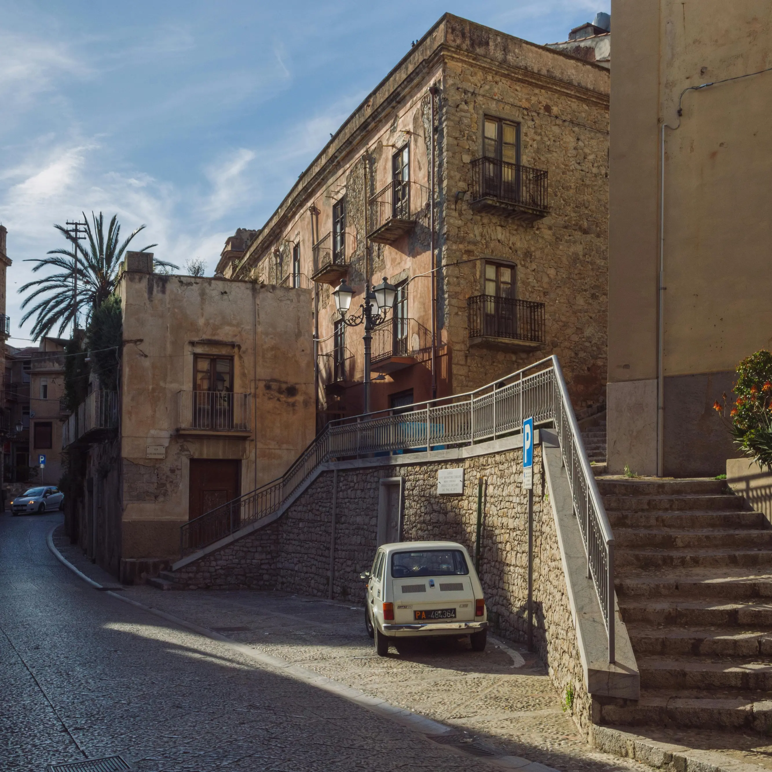 Spopolamento, un'emorragia senza fine in Calabria: a rischio 306 comuni. E nei prossimi 25 anni si perderanno altri\u00A0300mila abitanti\n