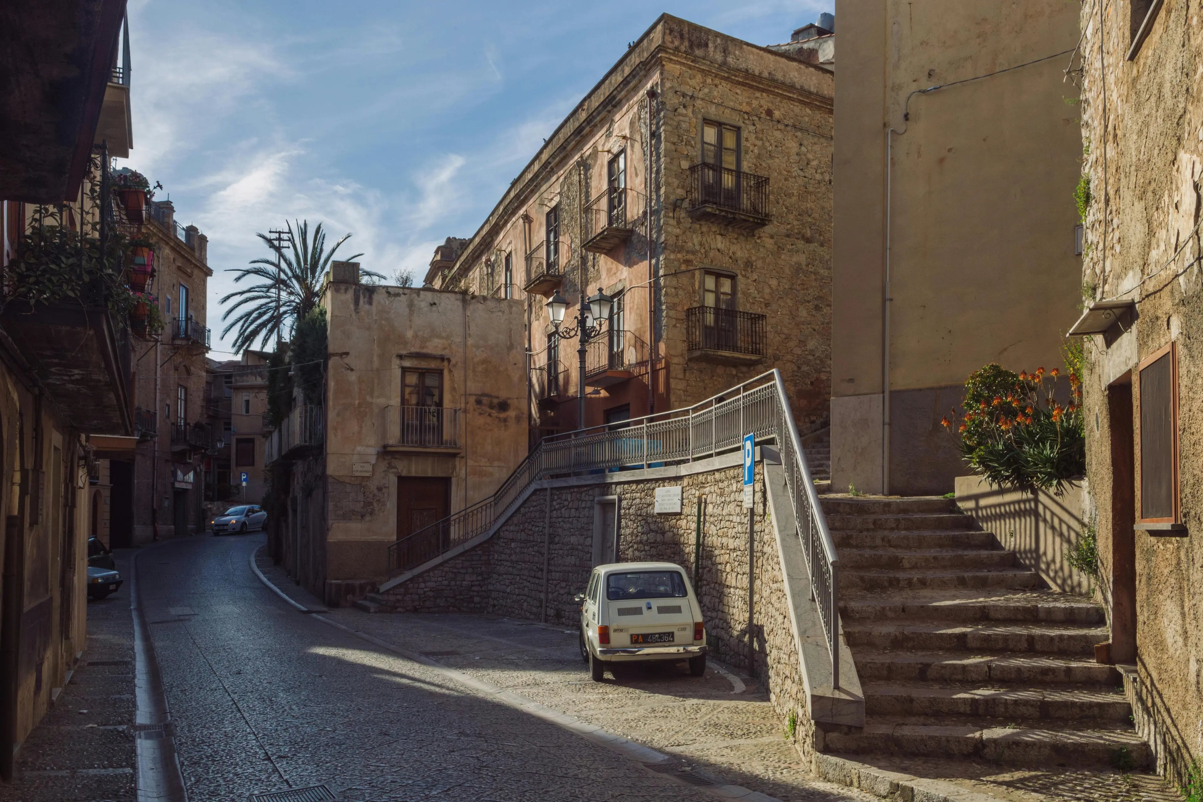 Spopolamento, un'emorragia senza fine in Calabria: a rischio 306 comuni. E nei prossimi 25 anni si perderanno altri\u00A0300mila abitanti\n