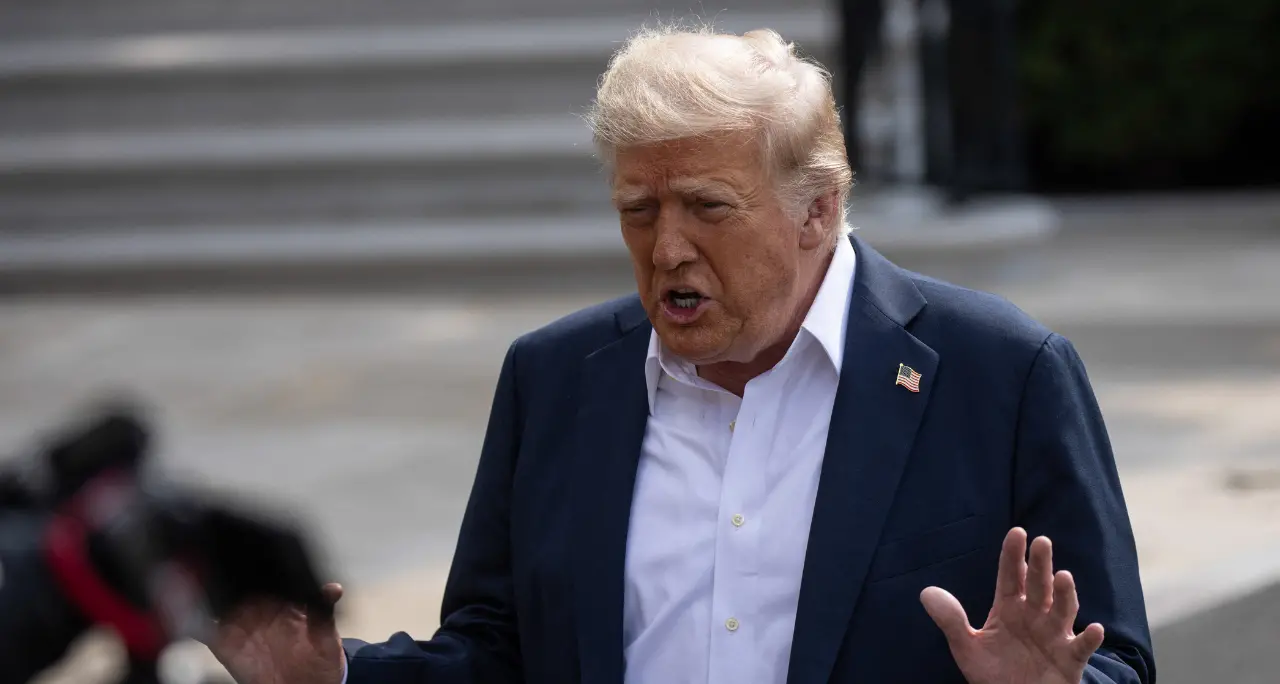 Dazi al 30%, Trump avverte l’Europa:\u00A0«Se reagirete raddoppieranno». Al Sud le regioni più colpite: ecco perché\n