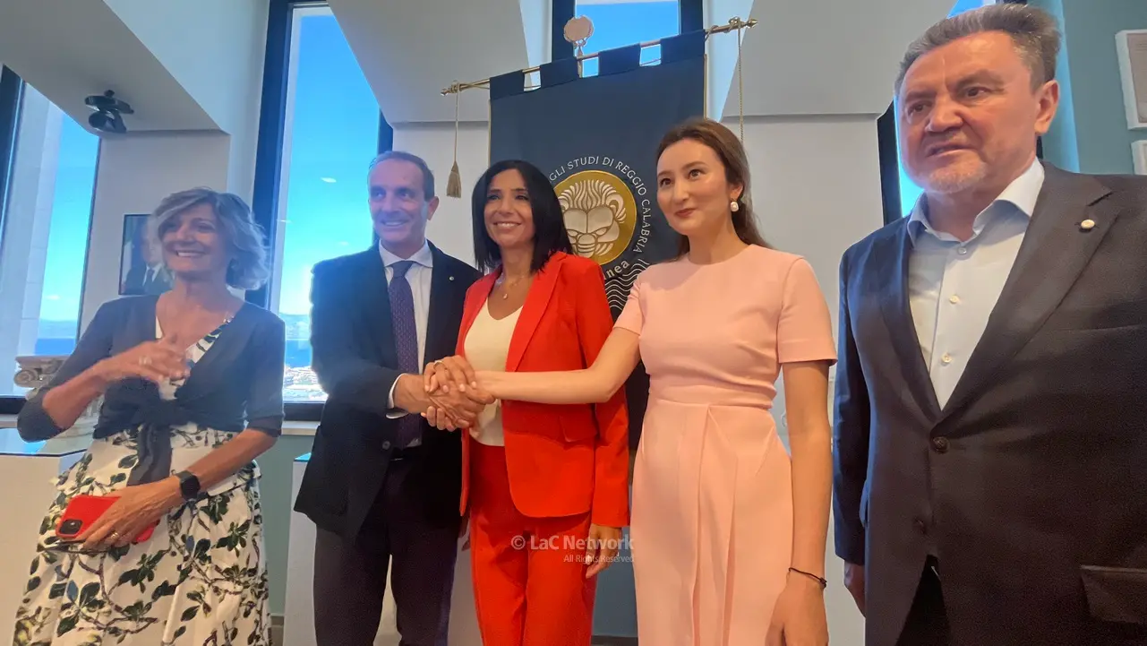 La Mediterranea Reggio e Narxoz university di Almaty in Kazakistan sottoscrivono un\u00A0protocollo per scambi e ricerca\n