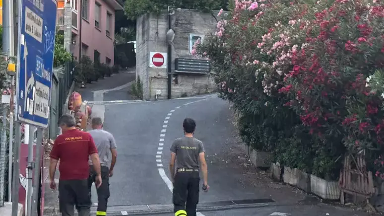 <p>Un momento delle ricerche a Ventimiglia</p>\\n